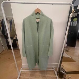 Elegant Green Women's Sweater